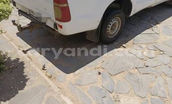 Nunua Ilio tumika Toyota Vanguard Nyingine Gari ndani ya Lusaka nchini Zambia Nunua Ilio tumika Toyota Vanguard Nyingine Gari ndani ya Lusaka nchini Zambia