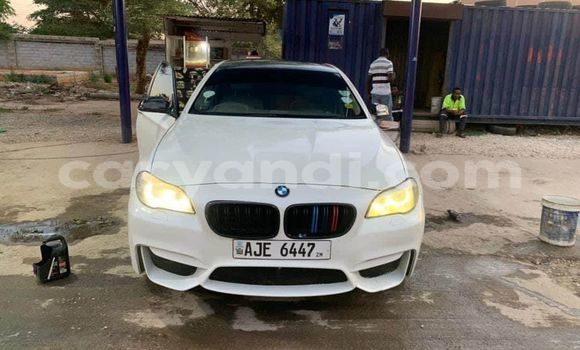 Acheter Occasion Voiture BMW 1–Series Blanc à Lusaka, Zambie Acheter Occasion Voiture BMW 1–Series Blanc à Lusaka, Zambie