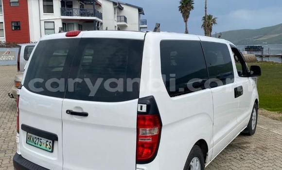 Buy Used Hyundai H1 White Car in Lusaka in Zambia Buy Used Hyundai H1 White Car in Lusaka in Zambia
