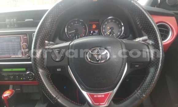 Acheter Occasion Voiture Toyota Auris Rouge à Lusaka, Zambie Acheter Occasion Voiture Toyota Auris Rouge à Lusaka, Zambie