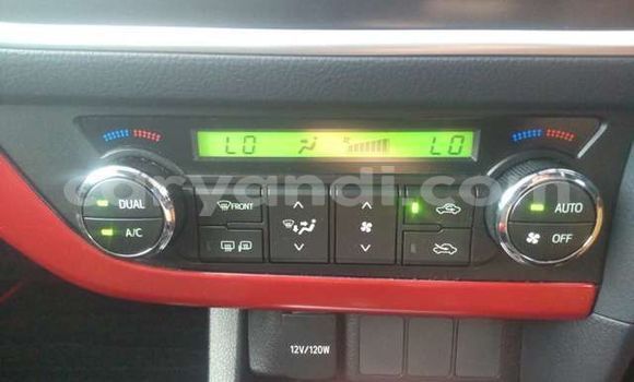 Acheter Occasion Voiture Toyota Auris Rouge à Lusaka, Zambie Acheter Occasion Voiture Toyota Auris Rouge à Lusaka, Zambie