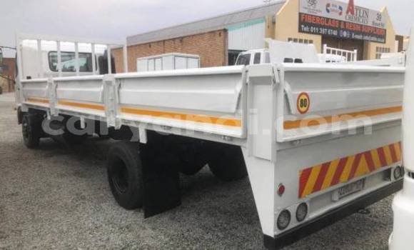 Buy Used Hino 300 Series White Truck in Lusaka in Zambia Buy Used Hino 300 Series White Truck in Lusaka in Zambia