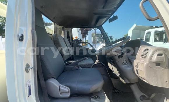 Buy Used Hino 300 Series White Truck in Kitwe in Zambia Buy Used Hino 300 Series White Truck in Kitwe in Zambia