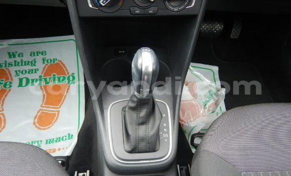 Acheter Occasion Voiture Volkswagen Polo Rouge à Choma, Du sud Acheter Occasion Voiture Volkswagen Polo Rouge à Choma, Du sud