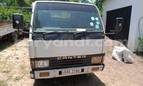Buy Used Mitsubishi Canter White Truck in Choma in Southern