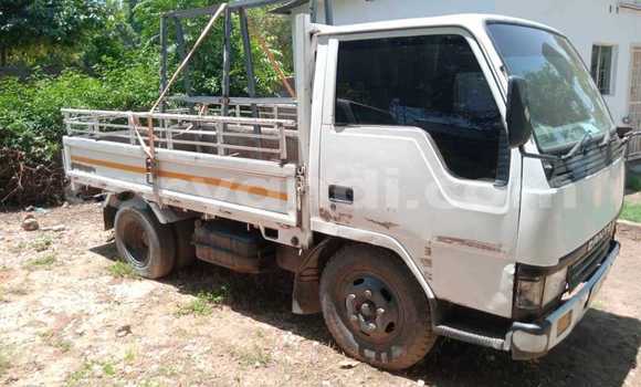 Acheter Occasion Utilitaire Mitsubishi Canter Blanc à Choma, Du sud Acheter Occasion Utilitaire Mitsubishi Canter Blanc à Choma, Du sud