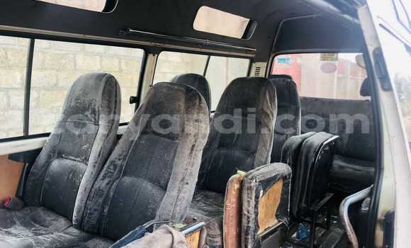 Acheter Occasion Voiture Toyota Hiace Blanc à Chipata, Zambie Acheter Occasion Voiture Toyota Hiace Blanc à Chipata, Zambie