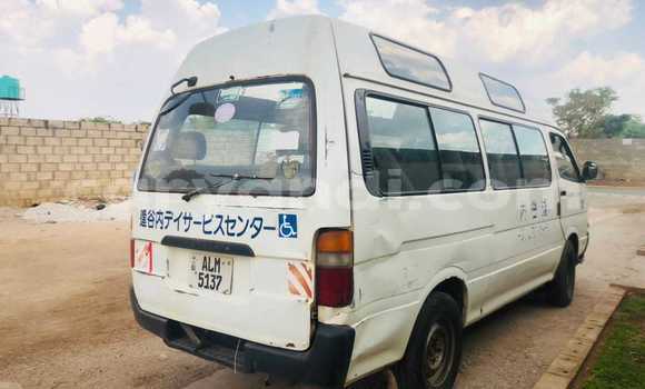 Acheter Occasion Voiture Toyota Hiace Blanc à Chipata, Zambie Acheter Occasion Voiture Toyota Hiace Blanc à Chipata, Zambie