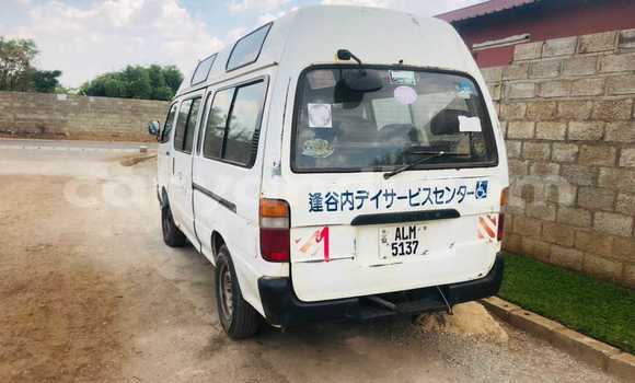Acheter Occasion Voiture Toyota Hiace Blanc à Chipata, Zambie Acheter Occasion Voiture Toyota Hiace Blanc à Chipata, Zambie