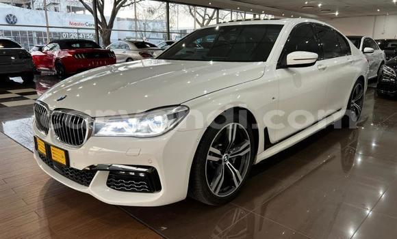 Buy Used BMW 7-Series White Car in Lusaka in Zambia
