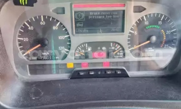 Buy Used Mercedes–Benz Truck White Truck in Lusaka in Zambia Buy Used Mercedes–Benz Truck White Truck in Lusaka in Zambia