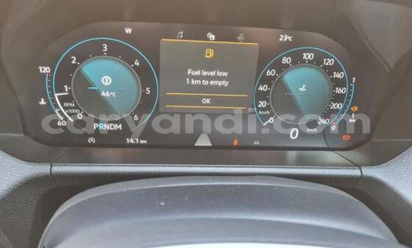 Buy Used Volkswagen Amarok White Car in Lusaka in Zambia Buy Used Volkswagen Amarok White Car in Lusaka in Zambia