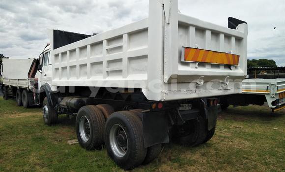 Tenga Tsaru Mercedes–Benz Tipper Chena Rori in Lusaka in Zambia Tenga Tsaru Mercedes–Benz Tipper Chena Rori in Lusaka in Zambia