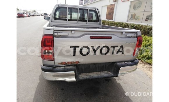 Nunua Imported Toyota Hilux Nyingine Gari ndani ya Import - Dubai nchini Zambia Nunua Imported Toyota Hilux Nyingine Gari ndani ya Import - Dubai nchini Zambia
