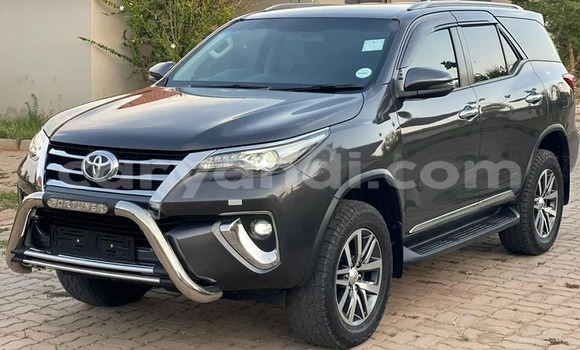 Acheter Occasion Voiture Toyota Fortuner Autre à Lusaka, Zambie Acheter Occasion Voiture Toyota Fortuner Autre à Lusaka, Zambie