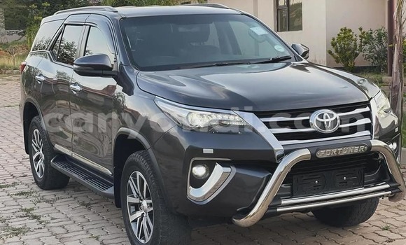 Acheter Occasion Voiture Toyota Fortuner Autre à Lusaka, Zambie Acheter Occasion Voiture Toyota Fortuner Autre à Lusaka, Zambie