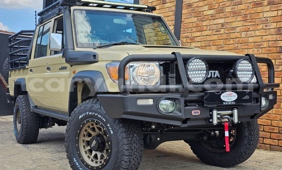 Tenga Tsaru Toyota Land Cruiser Beige Mota in Lusaka in Zambia Tenga Tsaru Toyota Land Cruiser Beige Mota in Lusaka in Zambia