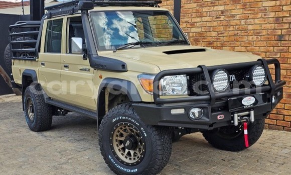 Tenga Tsaru Toyota Land Cruiser Beige Mota in Lusaka in Zambia Tenga Tsaru Toyota Land Cruiser Beige Mota in Lusaka in Zambia