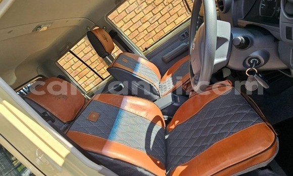 Tenga Tsaru Toyota Land Cruiser Beige Mota in Lusaka in Zambia Tenga Tsaru Toyota Land Cruiser Beige Mota in Lusaka in Zambia