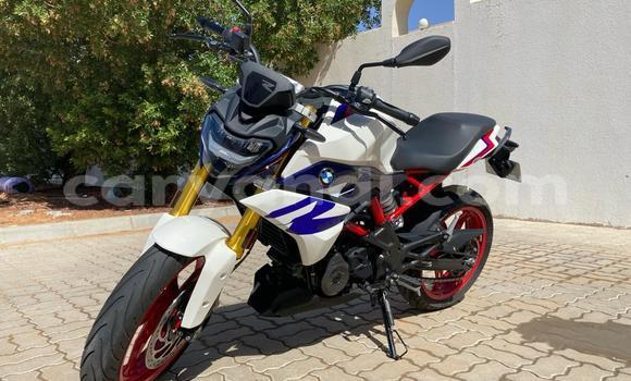 Buy Used BMW G White Bike in Lusaka in Zambia