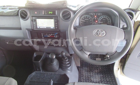 Buy Used Toyota Land Cruiser Beige Car in Lusaka in Zambia Buy Used Toyota Land Cruiser Beige Car in Lusaka in Zambia