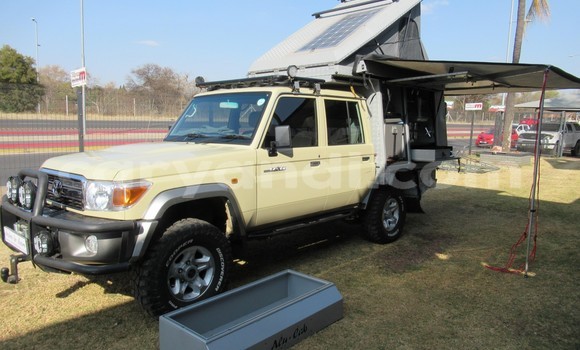 Buy Used Toyota Land Cruiser Beige Car in Lusaka in Zambia Buy Used Toyota Land Cruiser Beige Car in Lusaka in Zambia