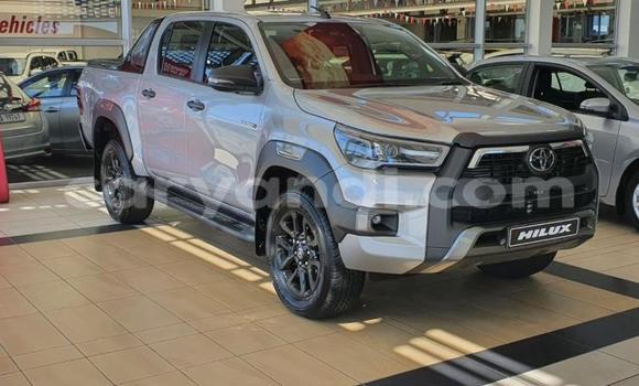 Acheter Occasion Voiture Toyota Hilux Gris à Mazabuka, Du sud Acheter Occasion Voiture Toyota Hilux Gris à Mazabuka, Du sud