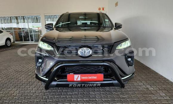 Tenga Tsaru Toyota Fortuner Sirivha Mota in Lusaka in Zambia Tenga Tsaru Toyota Fortuner Sirivha Mota in Lusaka in Zambia
