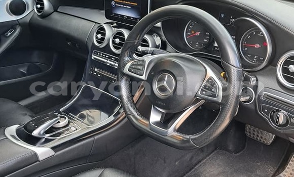 Nunua Ilio tumika Mercedes‒Benz C–Class Nyeusi Gari ndani ya Chinsali nchini Kaskazini Nunua Ilio tumika Mercedes‒Benz C–Class Nyeusi Gari ndani ya Chinsali nchini Kaskazini