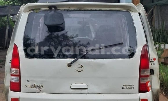 Nunua Ilio tumika Nissan Serena Nyeupe Gari ndani ya Lusaka nchini Zambia Nunua Ilio tumika Nissan Serena Nyeupe Gari ndani ya Lusaka nchini Zambia