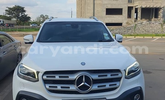 Buy Used Mercedes‒Benz X-klasse Concept White Car in Lusaka in Zambia Buy Used Mercedes‒Benz X-klasse Concept White Car in Lusaka in Zambia