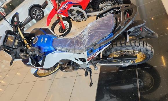 Buy Used Honda CRF Blue Bike in Lusaka in Zambia Buy Used Honda CRF Blue Bike in Lusaka in Zambia
