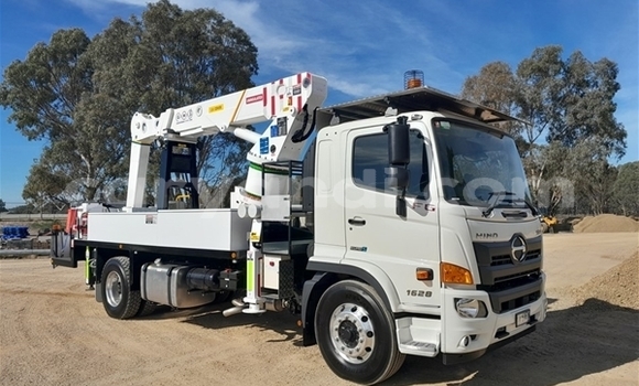 Buy Used Hino Ranger White Truck in Lusaka in Zambia