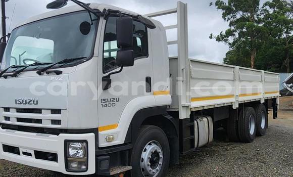 Buy Used Isuzu FTR 850 White Truck in Chilanga in Lusaka