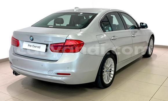 Acheter Occasion Voiture BMW 3–Series Gris à Chingola, Zambie Acheter Occasion Voiture BMW 3–Series Gris à Chingola, Zambie