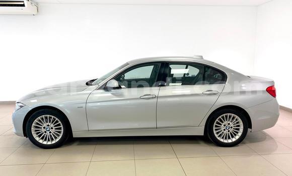 Acheter Occasion Voiture BMW 3–Series Gris à Chingola, Zambie Acheter Occasion Voiture BMW 3–Series Gris à Chingola, Zambie