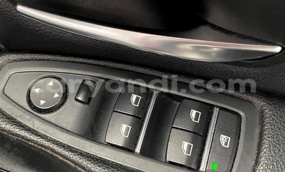 Acheter Occasion Voiture BMW 3–Series Gris à Chingola, Zambie Acheter Occasion Voiture BMW 3–Series Gris à Chingola, Zambie