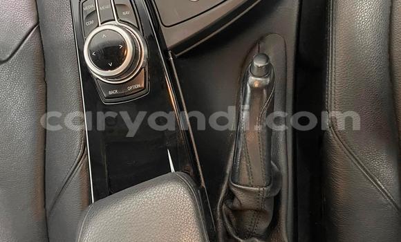 Acheter Occasion Voiture BMW 3–Series Gris à Chingola, Zambie Acheter Occasion Voiture BMW 3–Series Gris à Chingola, Zambie