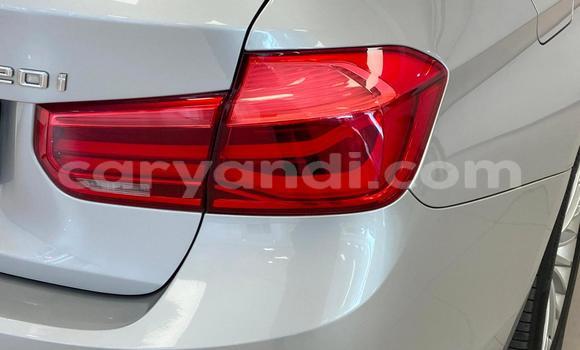 Acheter Occasion Voiture BMW 3–Series Gris à Chingola, Zambie Acheter Occasion Voiture BMW 3–Series Gris à Chingola, Zambie