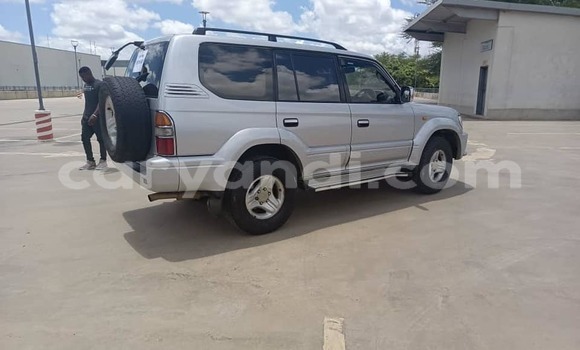 Nunua Ilio tumika Toyota Prado Nyingine Gari ndani ya Lusaka nchini Zambia