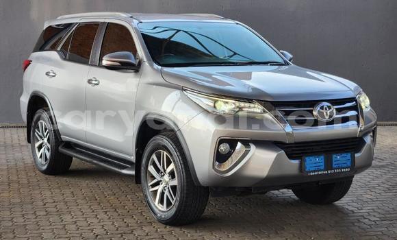 Buy Used Toyota Fortuner Silver Car in Lusaka in Zambia Buy Used Toyota Fortuner Silver Car in Lusaka in Zambia