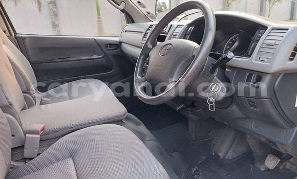 Acheter Occasion Voiture Toyota 4Runner Blanc à Lusaka, Zambie Acheter Occasion Voiture Toyota 4Runner Blanc à Lusaka, Zambie