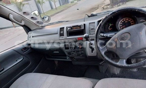 Acheter Occasion Voiture Toyota Hiace Blanc à Lusaka, Zambie Acheter Occasion Voiture Toyota Hiace Blanc à Lusaka, Zambie
