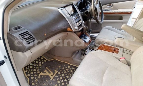 Acheter Occasion Voiture Toyota Harrier Blanc à Choma, Du sud Acheter Occasion Voiture Toyota Harrier Blanc à Choma, Du sud