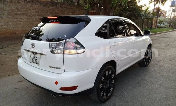 Acheter Occasion Voiture Toyota Harrier Blanc à Choma, Du sud Acheter Occasion Voiture Toyota Harrier Blanc à Choma, Du sud
