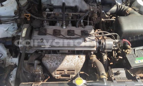 Acheter Occasion Voiture Toyota Corolla Blanc à Lusaka, Zambie Acheter Occasion Voiture Toyota Corolla Blanc à Lusaka, Zambie