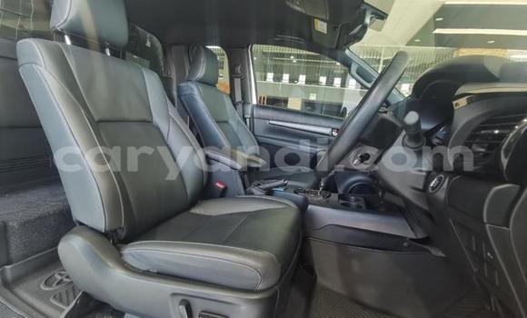 Acheter Occasion Voiture Toyota Hilux Blanc à Ndola, Zambie Acheter Occasion Voiture Toyota Hilux Blanc à Ndola, Zambie