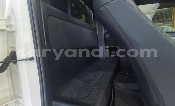 Acheter Occasion Voiture Toyota Hilux Blanc à Ndola, Zambie Acheter Occasion Voiture Toyota Hilux Blanc à Ndola, Zambie