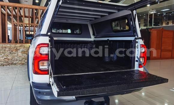 Acheter Occasion Voiture Toyota Hilux Blanc à Ndola, Zambie Acheter Occasion Voiture Toyota Hilux Blanc à Ndola, Zambie