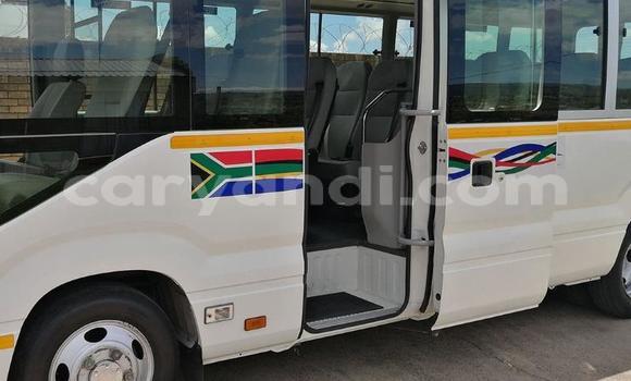 Tenga Tsaru Toyota Coaster Chena Mota in Ndola in Zambia Tenga Tsaru Toyota Coaster Chena Mota in Ndola in Zambia